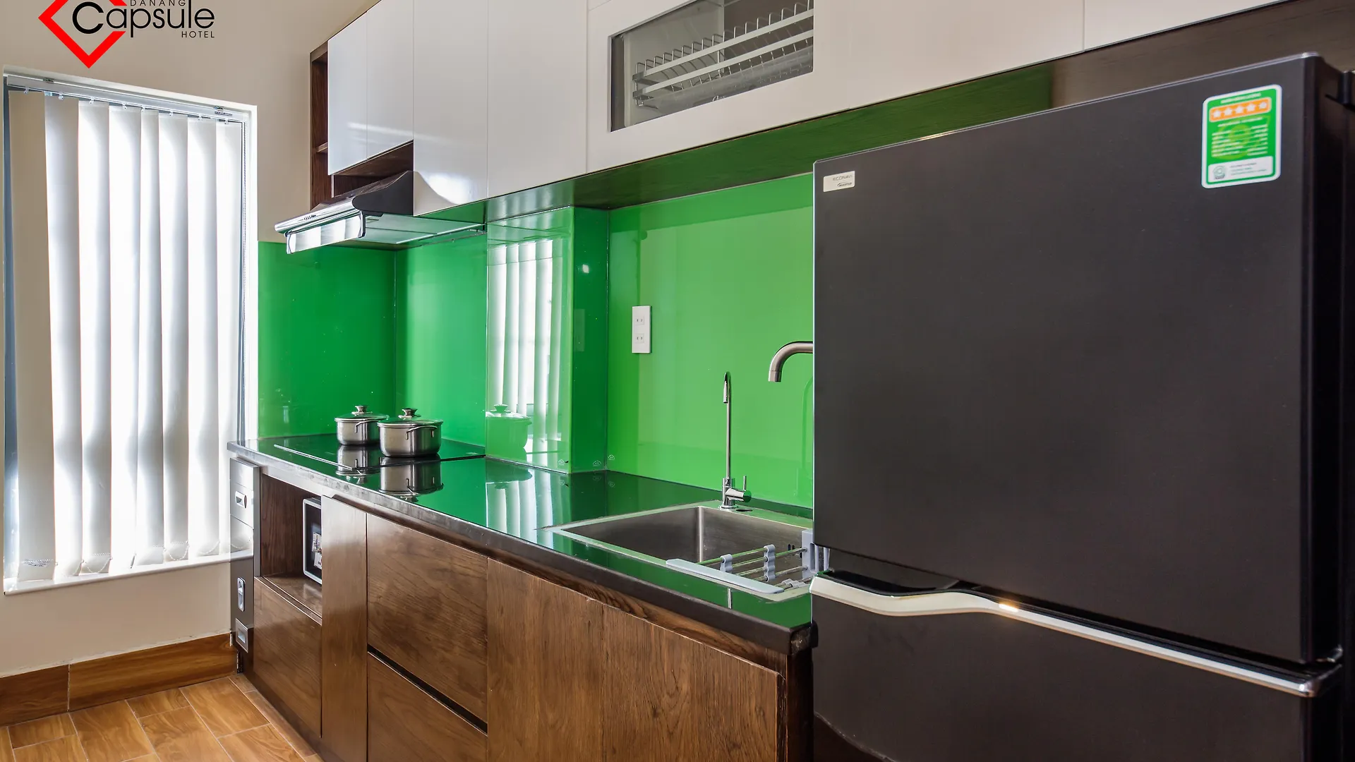Ancyra Capsule Hotel - Backpackers Paradise & Rooftop Bar Da Nang